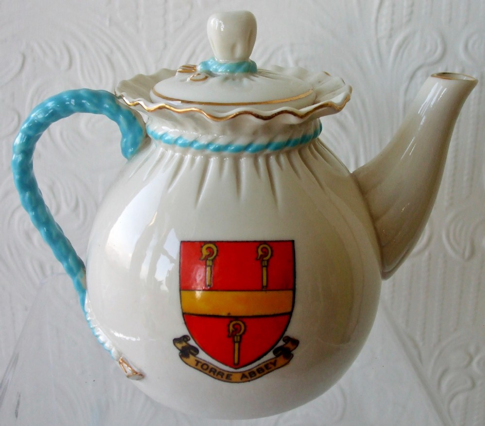 antique english wh goss bagware tea pot torquay torre abbey